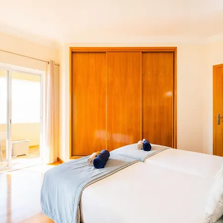 Vila Villa In Patroves Near Golden Beaches Albufeira
