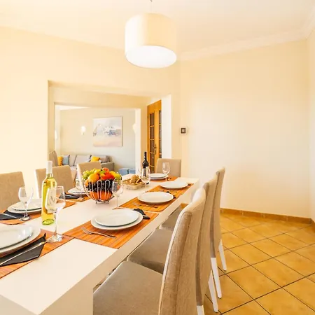 Vila Villa In Patroves Near Golden Beaches